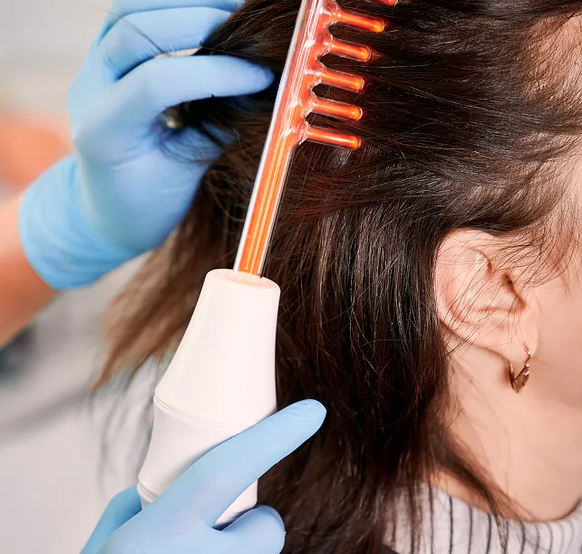 women-hairdresser-Hillcrest