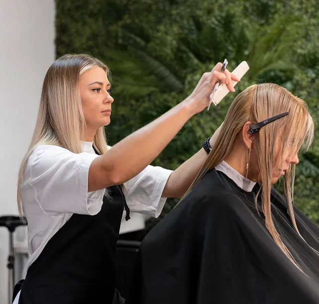 women hair salon logan city