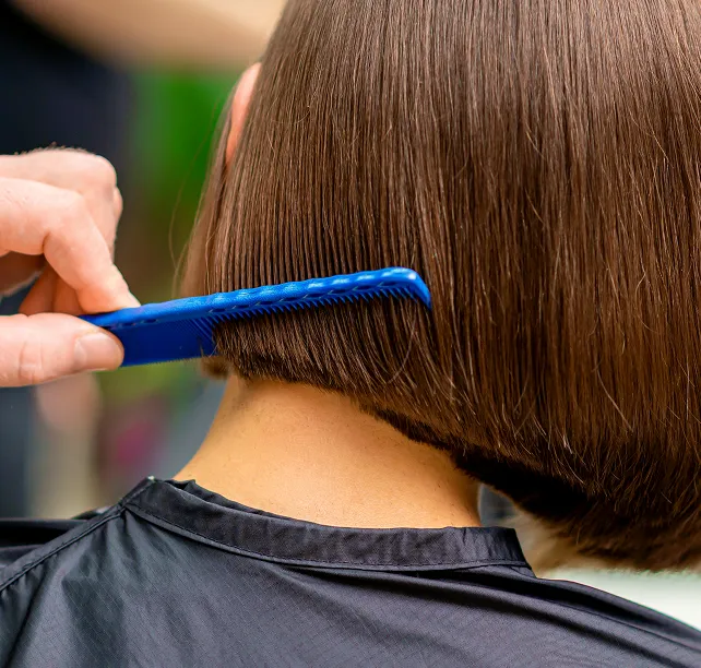 women-hair-cut-services